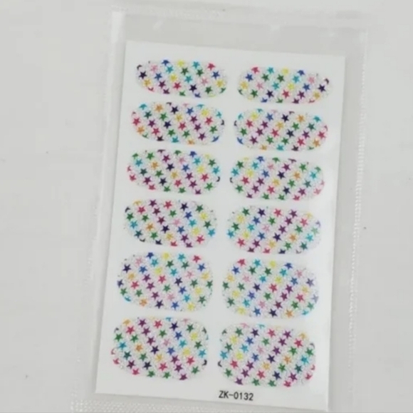 3 FOR $15 💟💟 Self Adhesive Nails Wrap - Picture 4 of 5